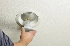 cara memasang fitting lampu