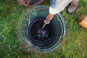 cara mengatasi septic tank penuh air